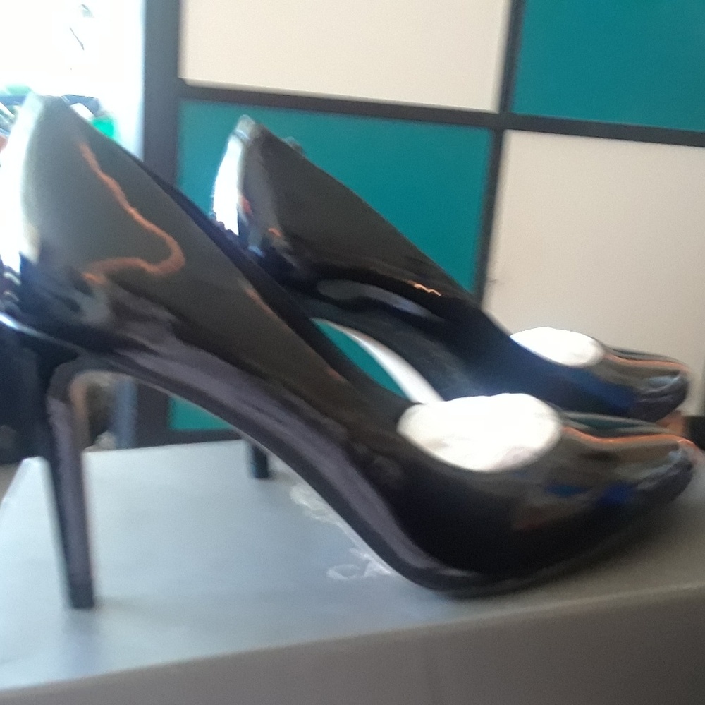 New Vince Camuto